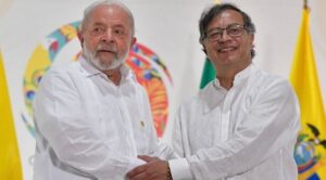 Lula analiza con Petro proceso electoral venezolano en Bogotá