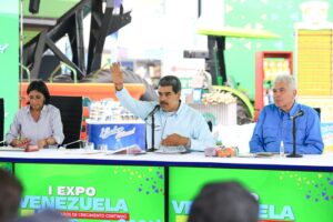 Maduro ahora dice que su régimen “no necesita licencia” tras restablecimiento de sanciones de EEUU (+Video)