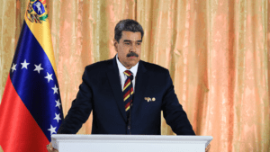 Maduro calificó de "acto de barbarie" el asalto a la Embajada de México en Ecuador