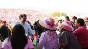 Maduro lanza el Movimiento de Mujeres 'Josefa Joaquina Sánchez'