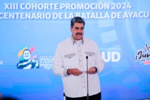 Maduro lanza misión para reducir desigualdad pese a congelar el salario mínimo desde 2022