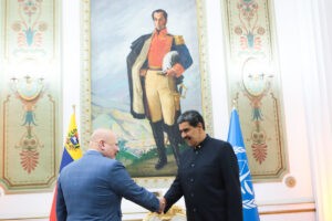 Maduro recibe al fiscal de la CPI antes del lanzamiento de un plan de trabajo conjunto