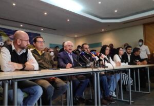 Manuel Rosales confía en que la PUD derrotará a Nicolás Maduro
