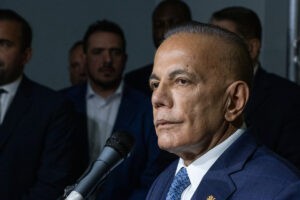 Manuel Rosales reitera llamado a negociar con el gobierno ante comicios