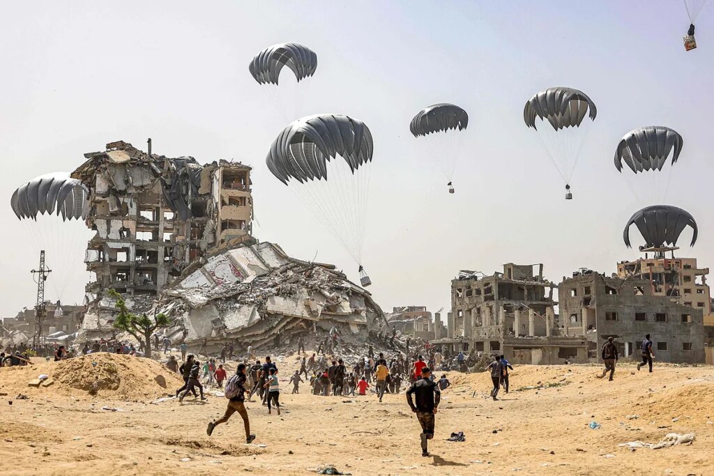 Militares britnicos podran entregar la ayuda sobre el terreno en Gaza, segn la BBC