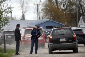 Mueren dos hermanos de 5 y 8 aos en Michigan tras empotrar su coche una conductora ebria contra una fiesta de cumpleaos