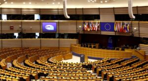 Multas por incumplimiento de sostenibilidad en empresas europeas: directiva CSDDD aprobada