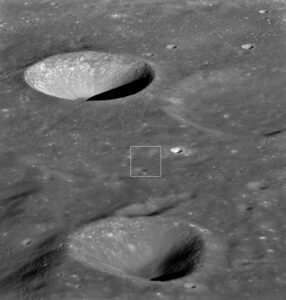 NASA avista objeto alrededor de la Luna