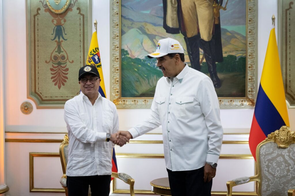 Nicolás Maduro recibe al presidente colombiano Gustavo Petro en Miraflores