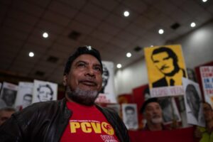 PCV llama a votar en las presidenciales contra la "política antipopular" de Maduro