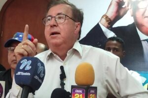 Pérez Vivas instó al chavismo a rectificar sobre candidatura de MCM