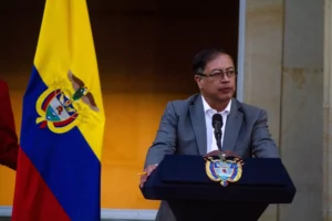 Petro asegura que pedirá medidas cautelares para Glas en Ecuador y solicita reunión con Celag y la OEA