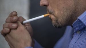 Reino Unido da luz verde al proyecto de ley que prohibirá la venta de tabaco a los nacidos desde 2009