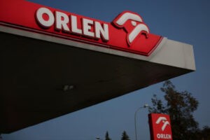 Reuters revela que refinería polaca Orlen cancela acuerdos petroleros con Venezuela tras registrar fuertes pérdidas