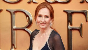 Rowling deja un mensaje claro a las estrellas de 'Harry Potter' que criticaron su postura trans - AlbertoNews