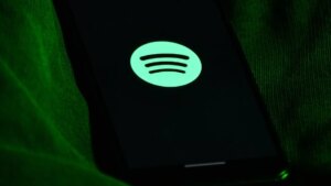 Spotify sube los precios de sus tarifas, pero lanza un nuevo plan más económico