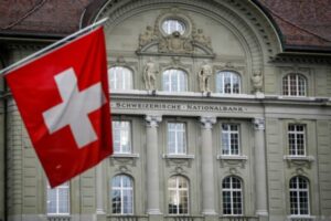 Suiza refuerza su sistema financiero con nuevas reglas para evitar caída de grandes bancos
