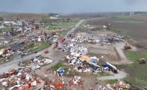 Tornados dejan destrucción y cuatro muertos en Estados Unidos