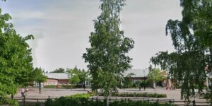 Tres niños heridos y un menor detenido tras un tiroteo en una escuela a las afueras de Helsinki