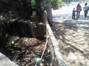 Vecinos se quejan por contaminación de pozo séptico en El Cojo