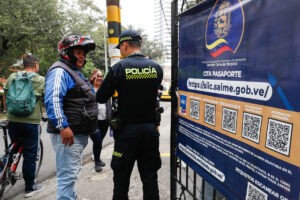 Venezolanos en Colombia denuncian impedimentos para inscribirse en el Registro Electoral