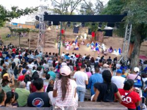 " Viacrucis Viviente" impactó a espectadores en Parque Trapichito