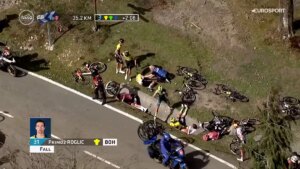 Vingegaard, gravemente herido tras una cada en la Vuelta al Pas Vasco en la que tambin se vieron afectados Evenepoel y Roglic
