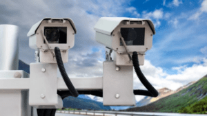 ¿Cómo funcionan las cámaras de fotomultas en Colombia?