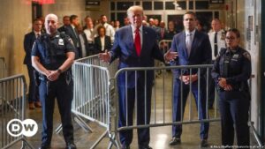 ¿Podría Trump ser elegido presidente si va a la cárcel? – DW – 09/04/2024