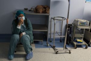 Advierten que 70% de los enfermeros se han ido de los hospitales públicos del país por bajos salarios y malas condiciones