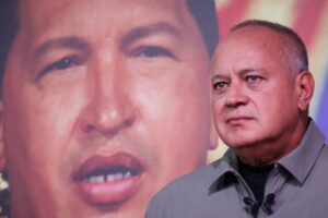 Cabello advierte al canciller colombiano que responderá si vuelve a hablar de "transición"