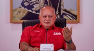 Cabello califica liderazgo «débil» al candidato Edmundo González