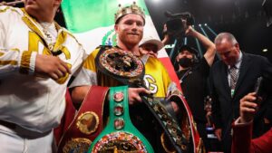 "Canelo" Álvarez obligado por la Federación a enfrentar a Scull