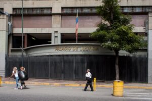 Casos de tres activistas políticos detenidos en Portuguesa pasaron causa a tribunales de Caracas