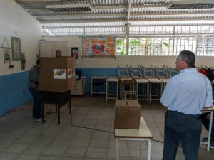Centros de votación de una sola mesa, el riesgo de coerción por parte del chavismo