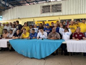 Comando con Venezuela presenta representación en Bolívar y ratifica compromiso con protección del voto