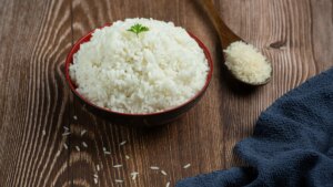 Cómo cocer arroz blanco en Thermomix: receta fácil y rápida