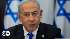 El secretario de Estado estadounidense Antony Blinken (izquierda en la imagen) y el primer ministro israelí Benjamin Netanyahu (archivo)