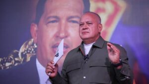 Diosdado Cabello a canciller de Colombia: Ocúpese de su país