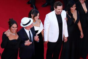 Édgar Ramírez presenta en Cannes el filme Emilia Pérez junto a Selena Gomez y Zoe Saldaña