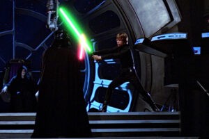 El Retorno del Jedi en la hora 1 y 57 minutos, verás en Darth Vader uno de los detalles más increíbles de la película