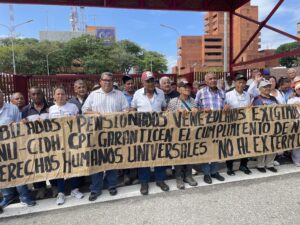 En Guayana protestaron jubilados y pensionados por mejores condiciones de vida