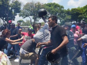 Enfrentamientos y heridos dejó la concentración de sindicatos en Caracas
