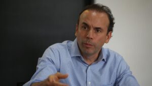 'Es fundamental fortalecer la estrategia para contener el crimen en el suroccidente colombiano': Alejandro Eder