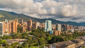 Estudio revela el valor del metro cuadrado para comprar y/o arrendar en Medellín