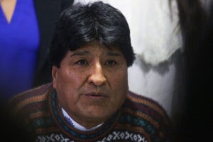Evo Morales asegura que Bolivia estaría en una "guerra interna" si no existiera el MAS - AlbertoNews