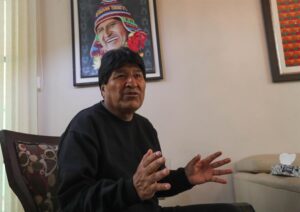 Evo Morales es excluido de la dirección de su partido MAS