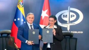 Fiscales de Venezuela y Cuba firman nuevos acuerdos de cooperación 