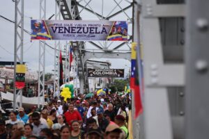 Freddy Bernal estima que intercambio comercial entre Colombia y Venezuela supere los US$1.000 millones este año