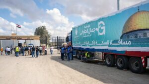 Gaza recibió primera carga de ayuda humanitaria